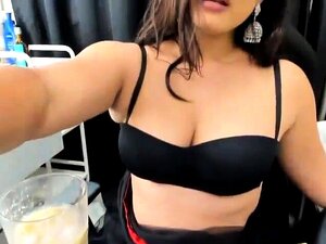 Indienne Masturbation - Porno @ RueNu.com