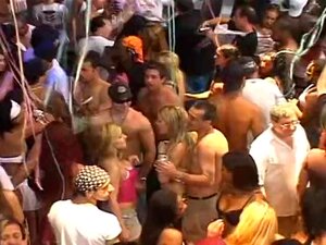 Carnaval Rio Orgy - Porno @ RueNu.com