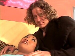 Alex Sanders - Porno @ RueNu.com