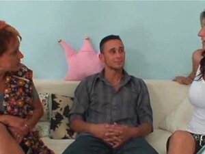You Porno Granny porno e video di sesso in alta qualità su ...