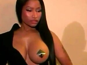 Nicki - Porno @ RueNu.com