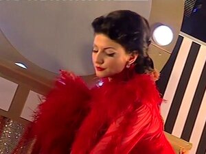 Burlesque porno e video di sesso in alta qualità su AmorePorno.com