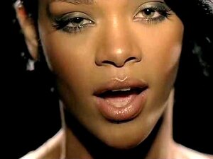 Rihanna La Chanteuse - Porno @ RueNu.com