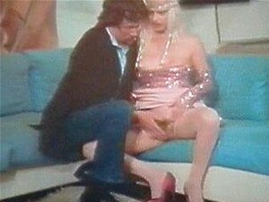 John Holmes Nudo porno e video di sesso in alta qualità su ...
