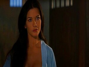 Zeta Jones Nuda porno e video di sesso in alta qualità su ...
