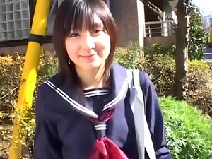 Découvrez le charme séduisant de Miu Nakamura dans ce porno japonais captivant. Laissez-vous emporter par une expérience sauvage de passion et de désir. Ne manquez pas ça!