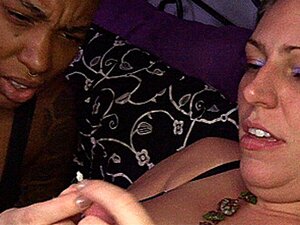 Bedroom Intruder - Porno @ RueNu.com