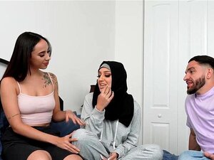 Sexe Entre Arabe - Porno @ RueNu.com
